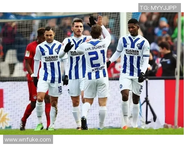 杜塞尔多夫豪取胜利，德乙积分榜居高不下