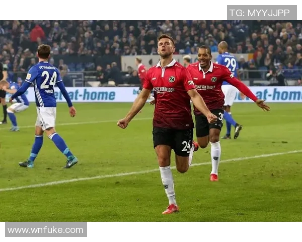 沙尔克客场失利，连败启程结束，振作期待新征程